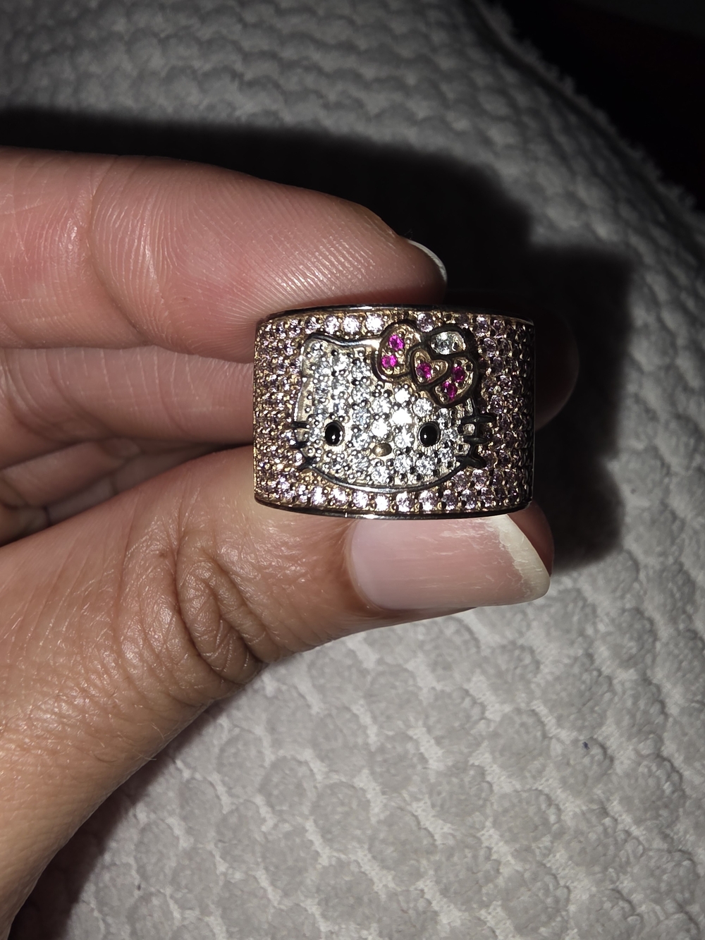 Auth Sanrio Hello Kitty Diamonique 925 Sterling Silver Pink CZ Wide Band Ring